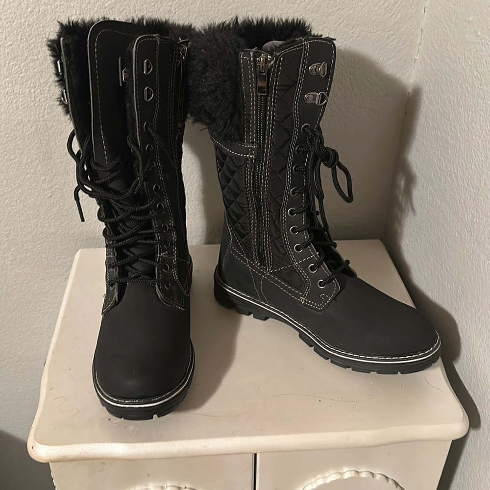 Polar winter boots